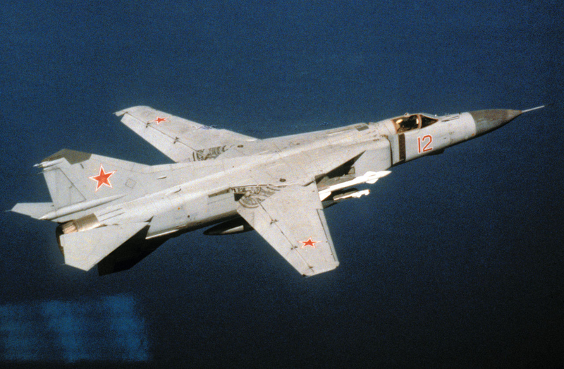 Illustration for article titled The F-4 Phantom's Manufacturer Wanted To Give It Swing-Wings